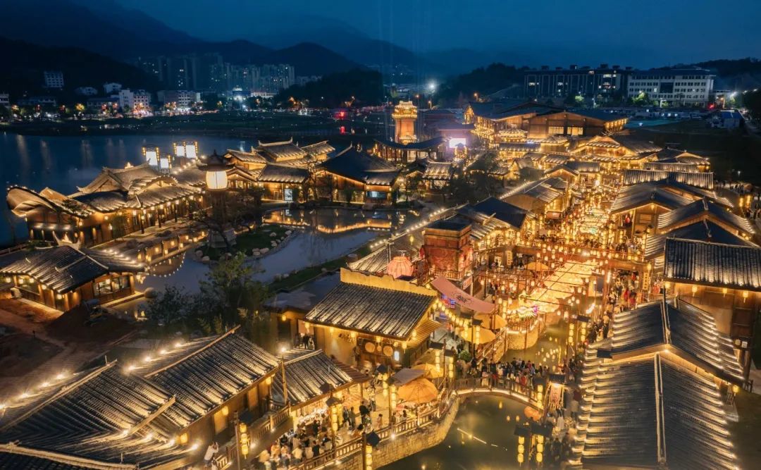 文化圣地·康養(yǎng)仙境——《南岳區(qū)文旅產業(yè)高質量發(fā)展專項規(guī)劃》